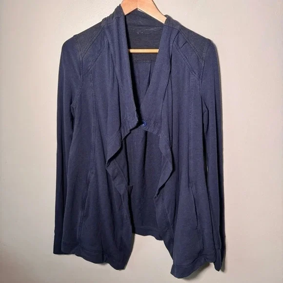 Lululemon coast wrap cardigan 6 - Picture 2 of 6